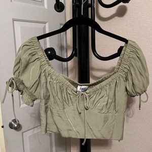 Princess Polly. Puffy Sleeve Satin Green Crop Top.